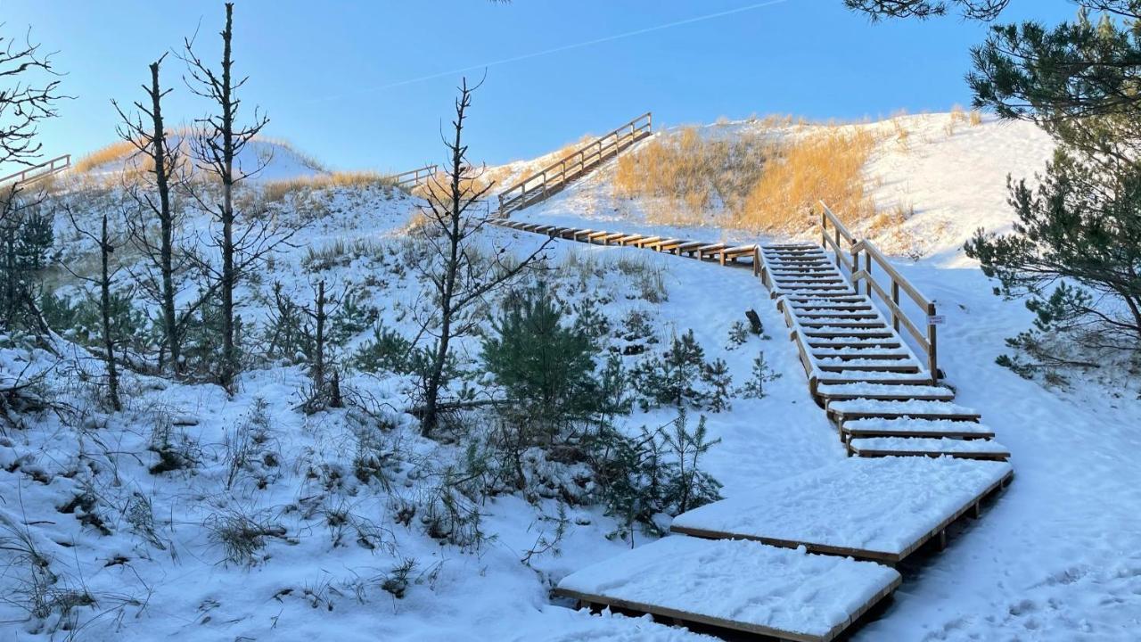 Morskie Domki Kopalino Caloroczne Любятово Экстерьер фото